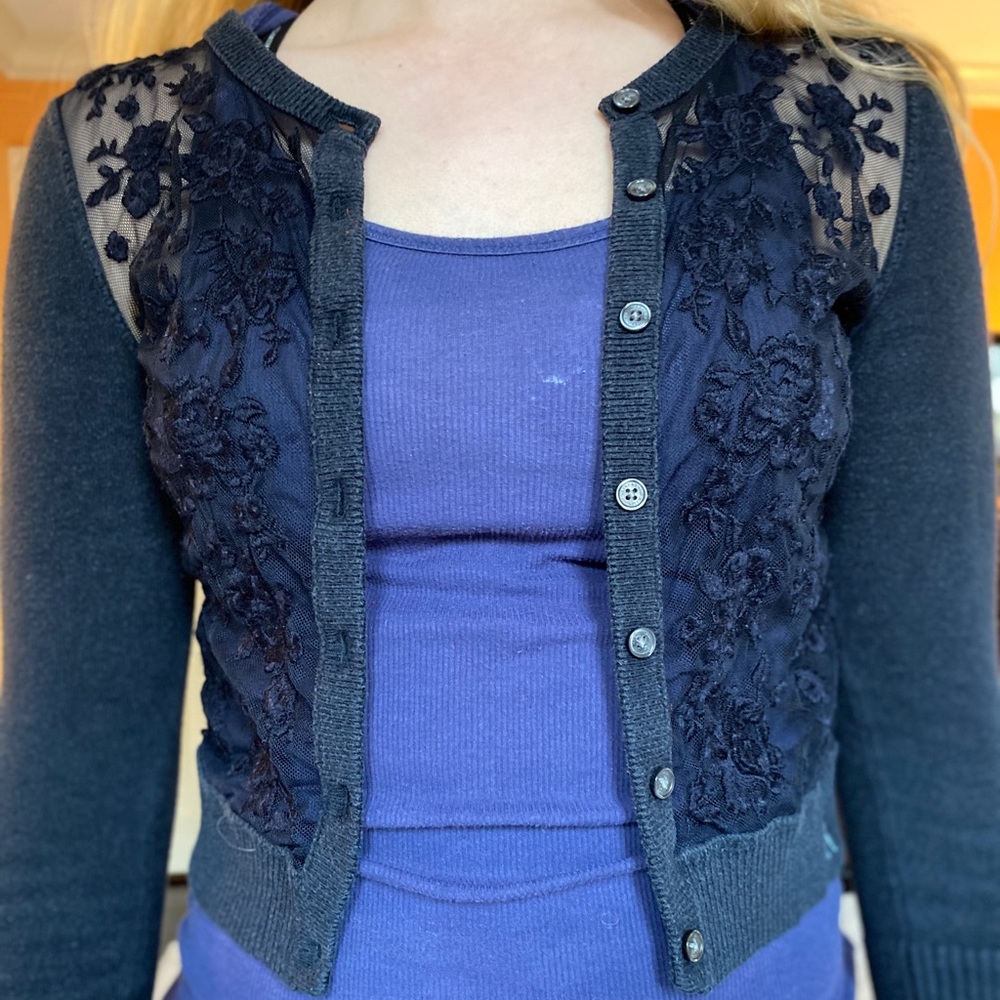 Black cropped cardigan with lace design